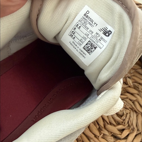 New Balance 550 Lunar New Year - Driftwood size 8.5 - Picture 4 of 12